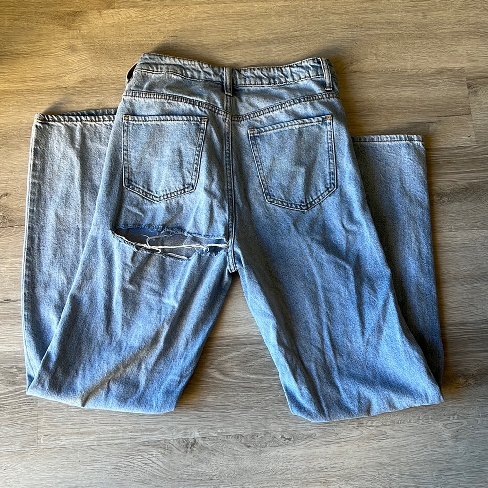Blue jeans. Size 5/27 from Ross. Not stretchy